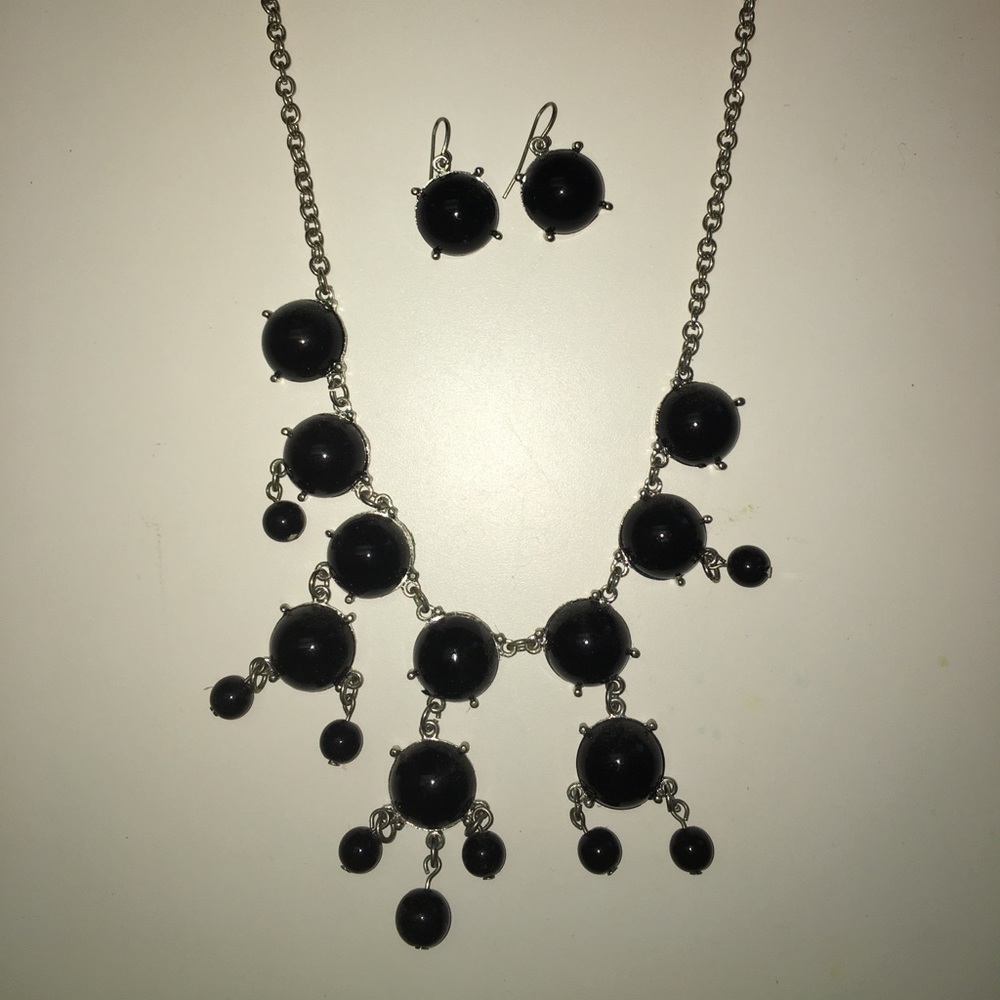 Black and silver bubble necklace and earrings set